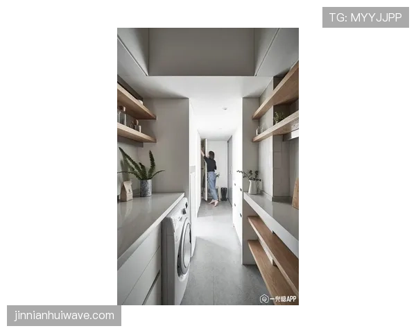 哈里·凯恩的厨房像豪宅展厅，看一眼我连外卖都不好意思点