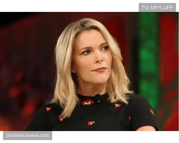 梅根·拉皮诺训练完直接素颜逛超市，这松弛感是真不拿自己当球星啊